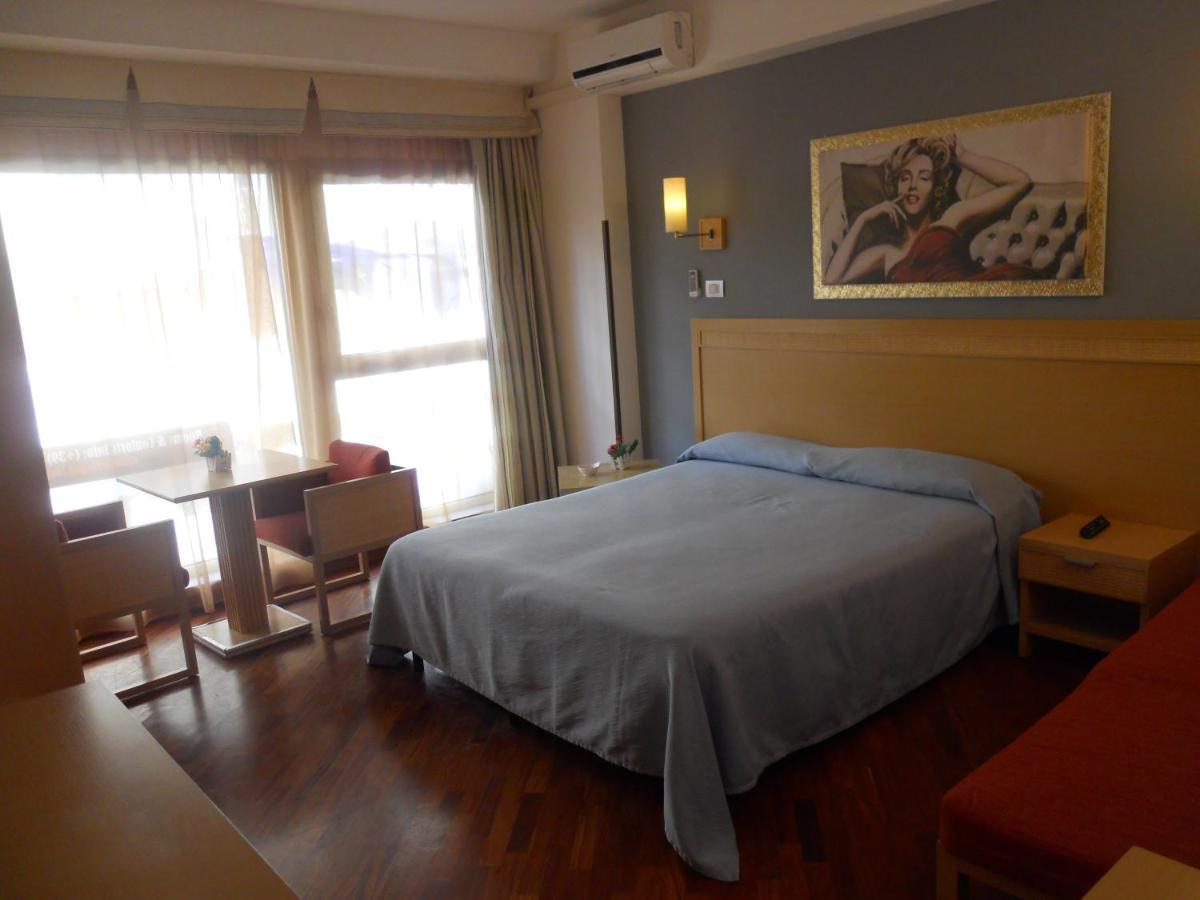 Catania Crossing B&B - Rooms & Comforts Bagian luar foto