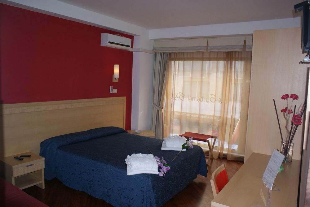 Catania Crossing B&B - Rooms & Comforts Bagian luar foto
