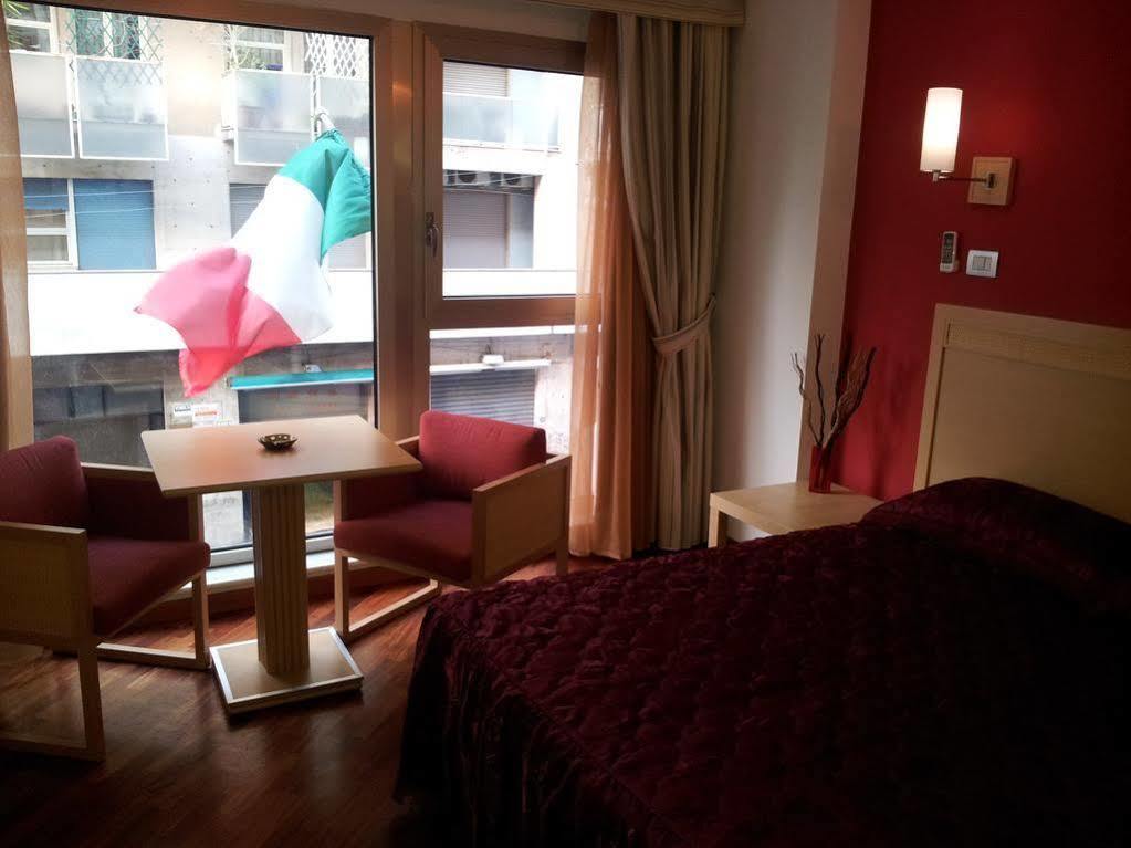 Catania Crossing B&B - Rooms & Comforts Bagian luar foto