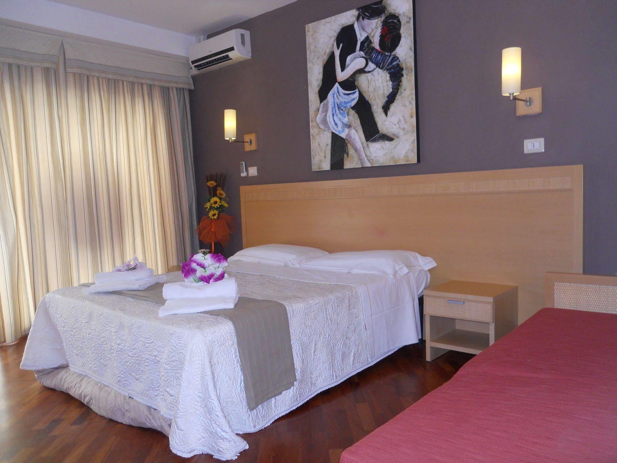 Catania Crossing B&B - Rooms & Comforts Bagian luar foto