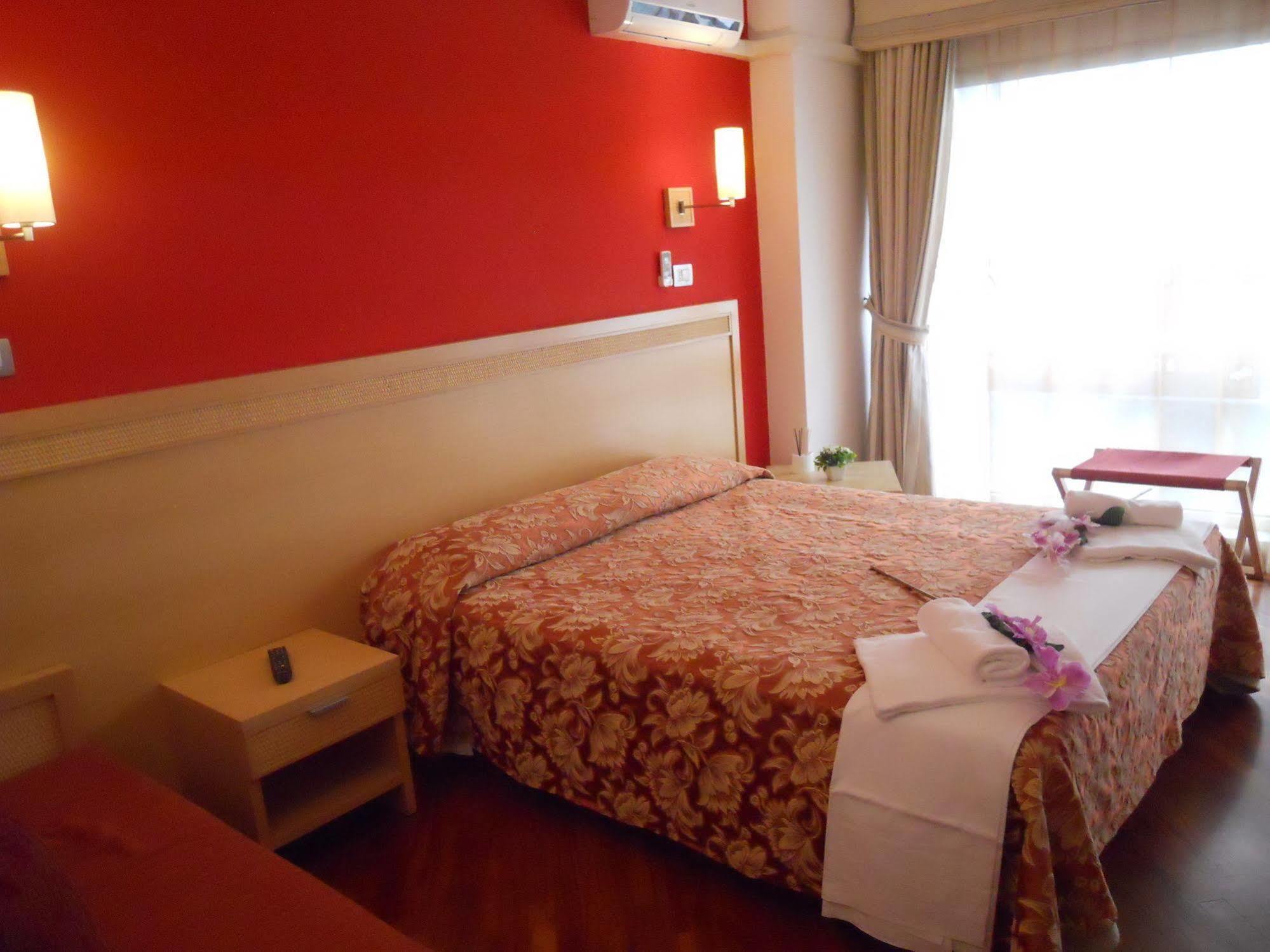 Catania Crossing B&B - Rooms & Comforts Bagian luar foto